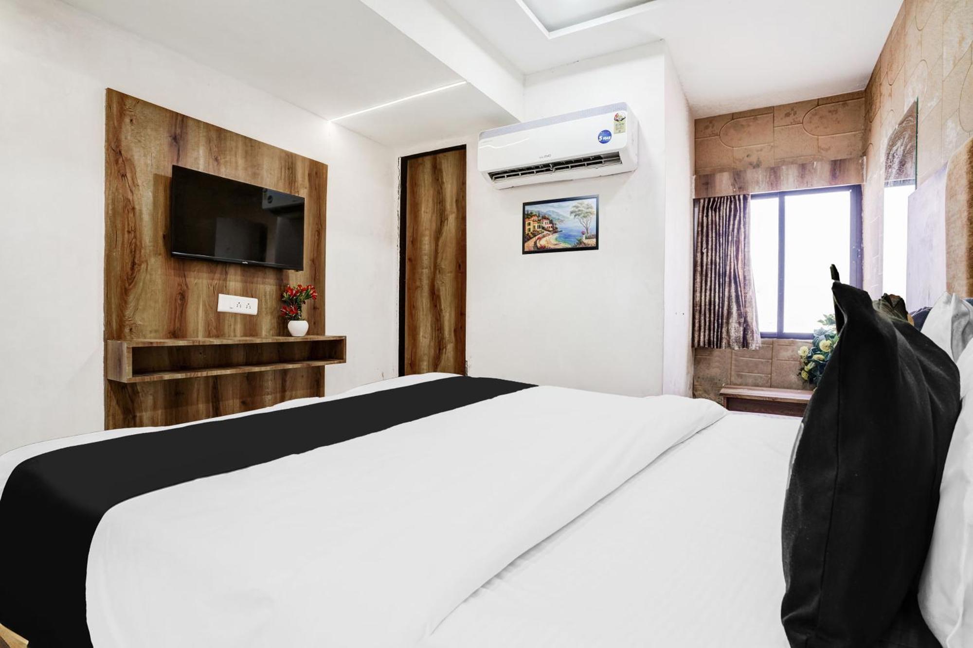 Hotel Grand Safron